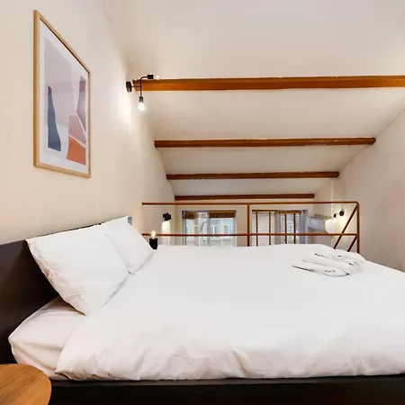Cozy Nest Charming Loft In The Heart Of Appartamento